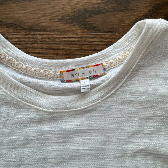 ANTHROPOLOGIE eri + ali ruffle sleeve shirt top Women's size LARGE - Picture 2 of 3